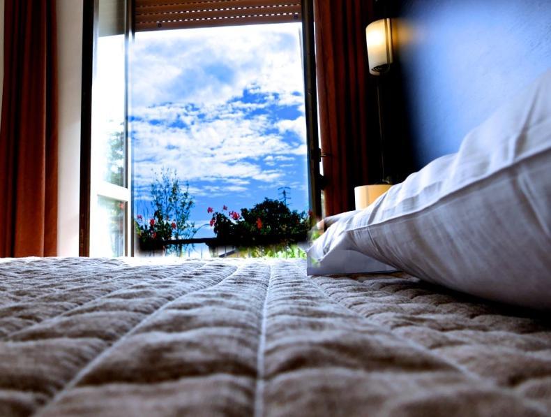 Hotel Colucci Nusco Екстер'єр фото