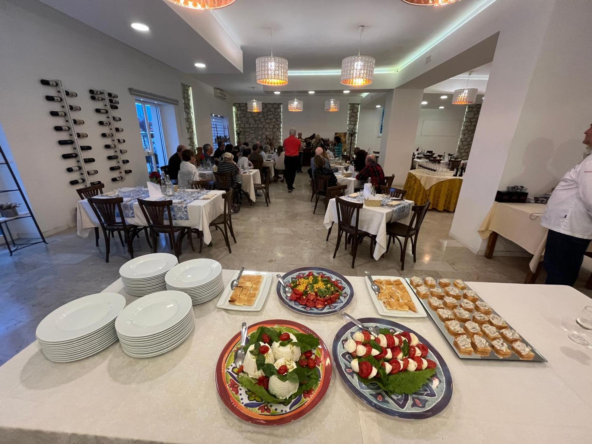 Hotel Colucci Nusco Екстер'єр фото